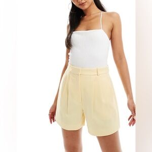 Abercrombie & Fitch Sloane High-Waist Pleated Trouser Shorts